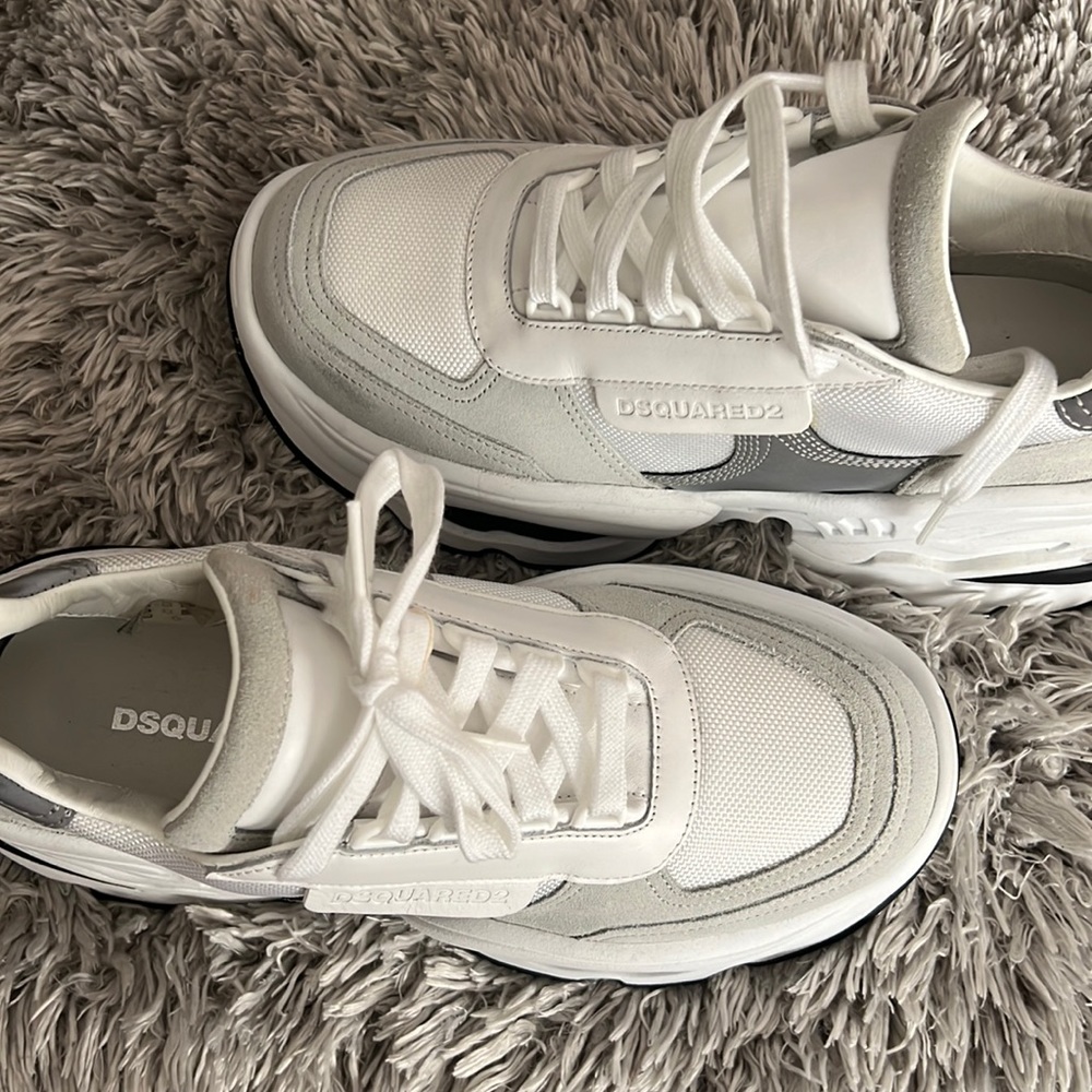 Brand new without a box Dsquared2 women’s sneakers size 10